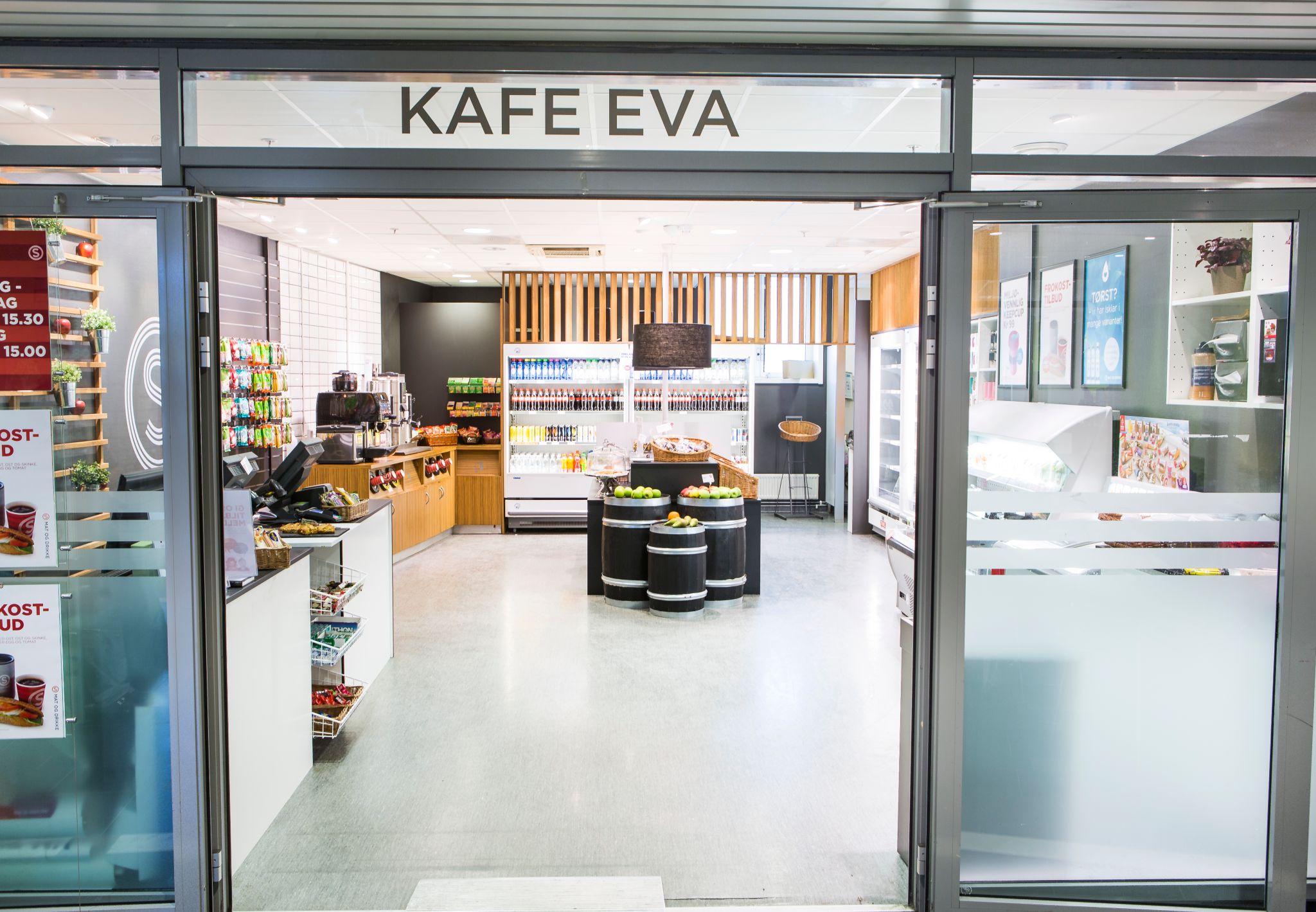 Eateries and coffee shops